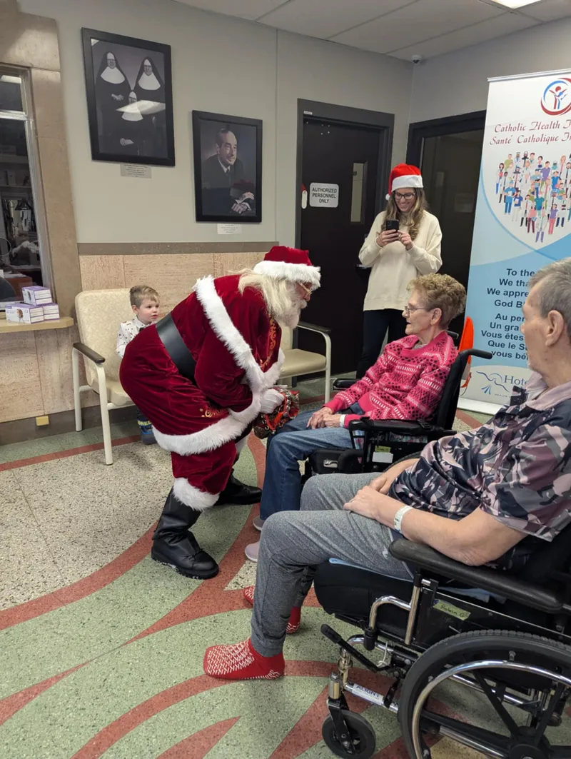 Santa Claus — Seniors & care homes